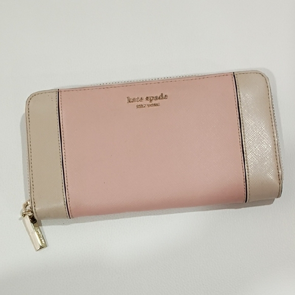 kate spade Handbags - Kate Spade Pale Pink and Cream Saffiano Style Leather Zip-Around Wallet EUC